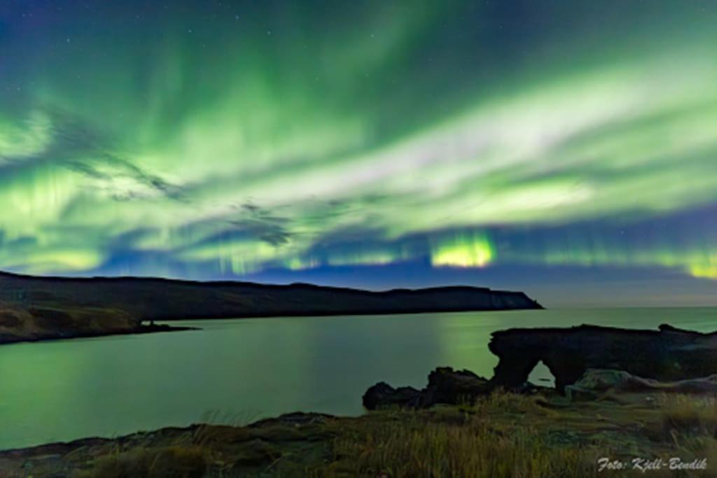 Aurora Lodge Skarsvåg Exteriör bild