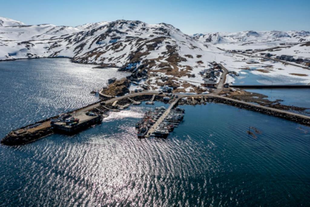 Aurora Lodge Skarsvåg Exteriör bild